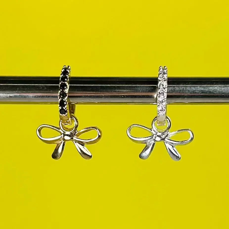 Örhänge - Hängande Rosett L8Hasselblad