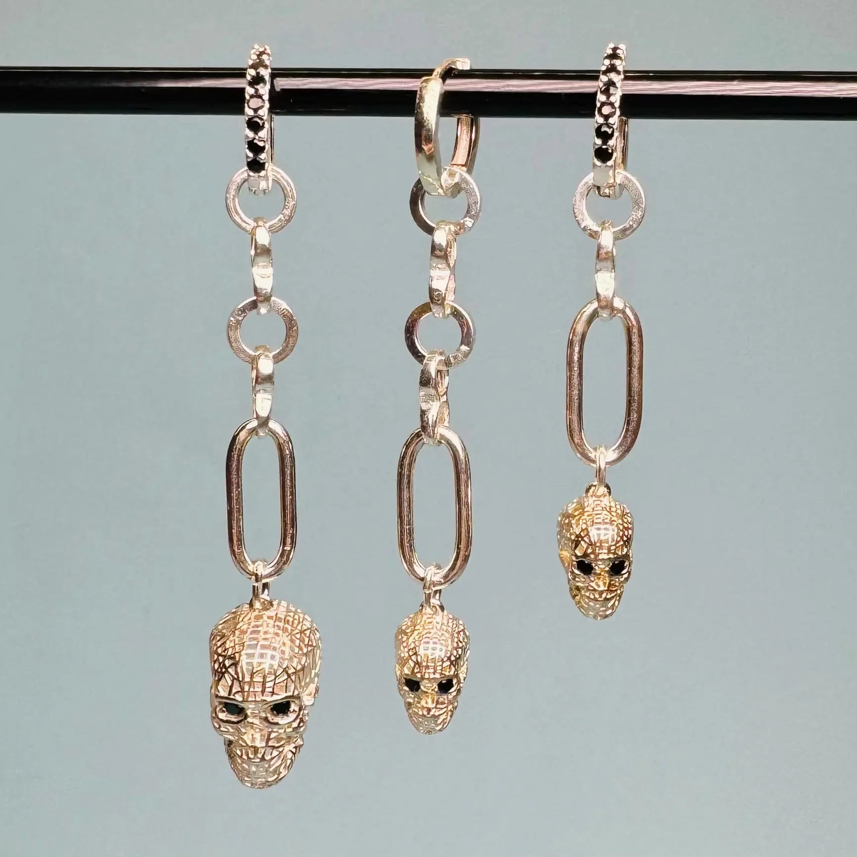 Örhängen - 2.0 Dödskalle med äkta svarta diamanter L8Hasselblad