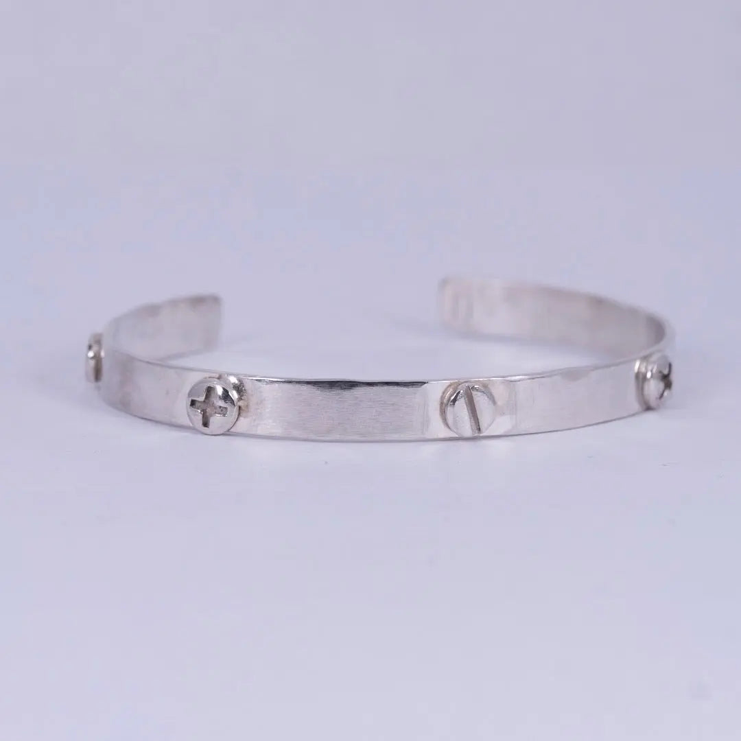 2.0 Skruven - Armband L8Hasselblad