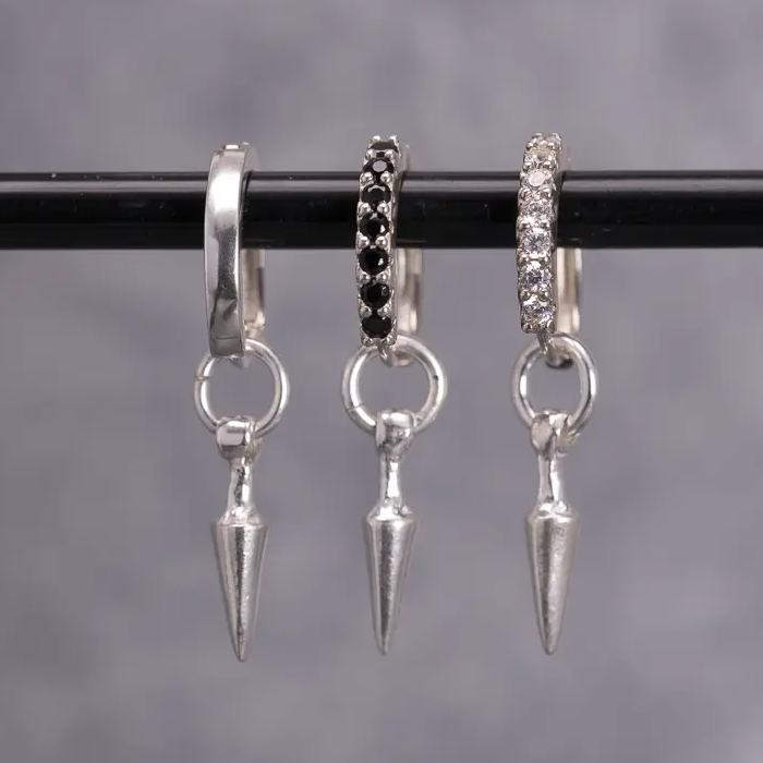 2.0 niten - örhänge L8Hasselblad