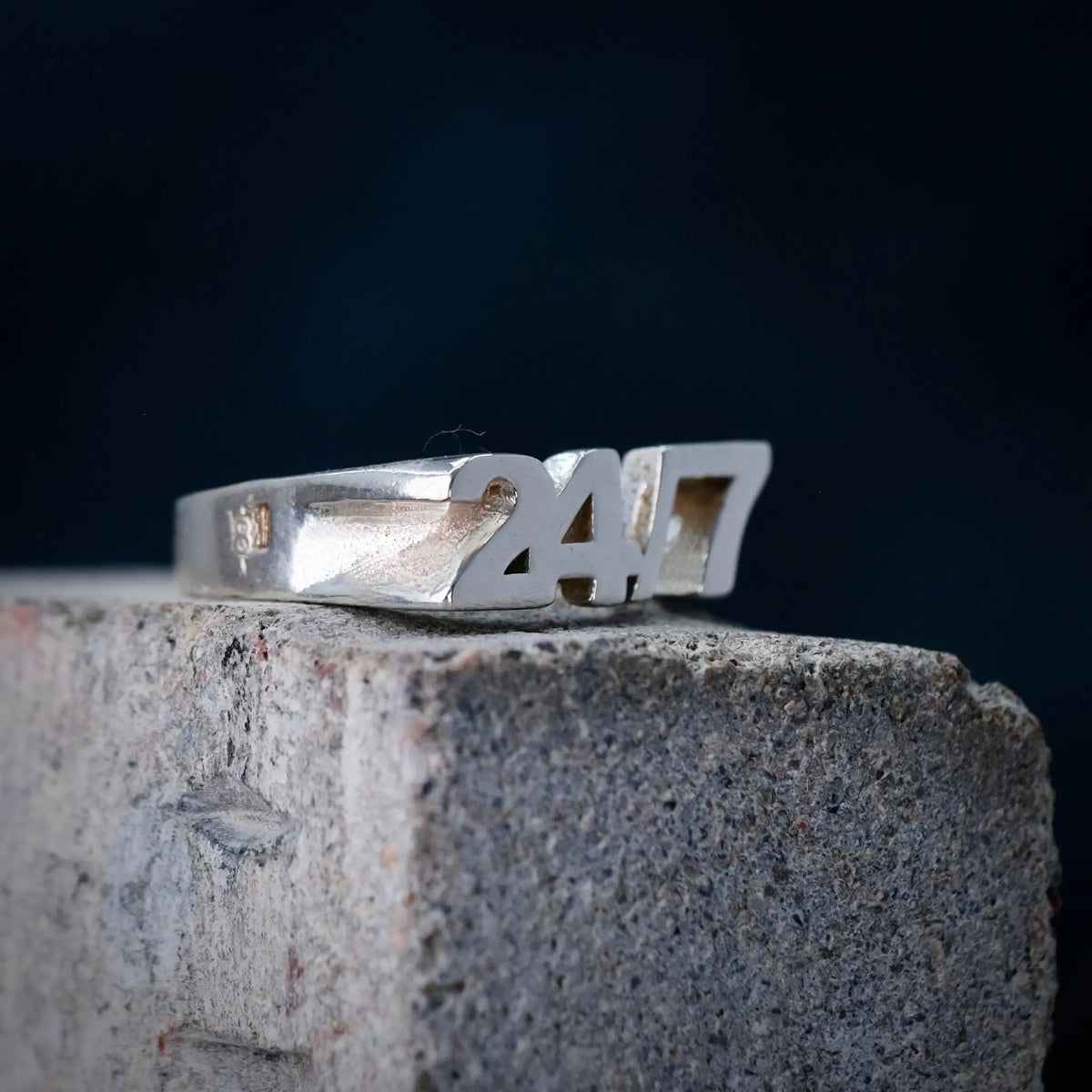 24/7 - Ordring L8Hasselblad