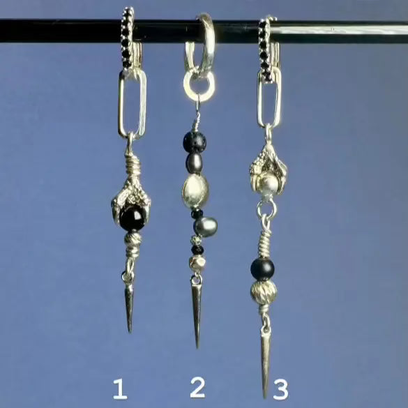 Örhängen - 2.0 Mixade klo örhängen L8Hasselblad