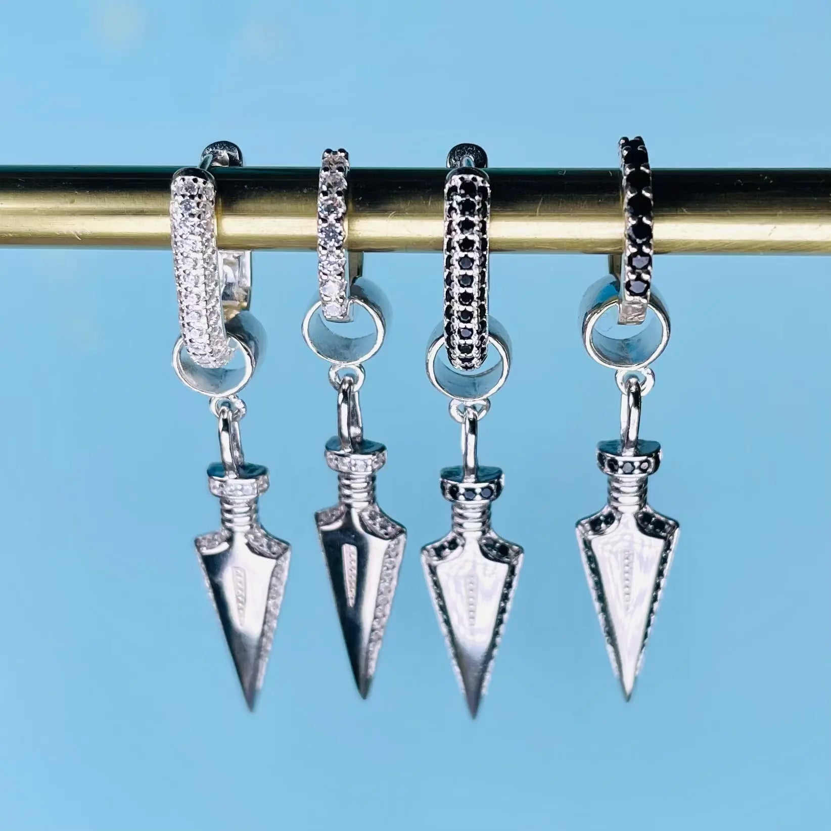 Örhänge - zirkonnit L8Hasselblad