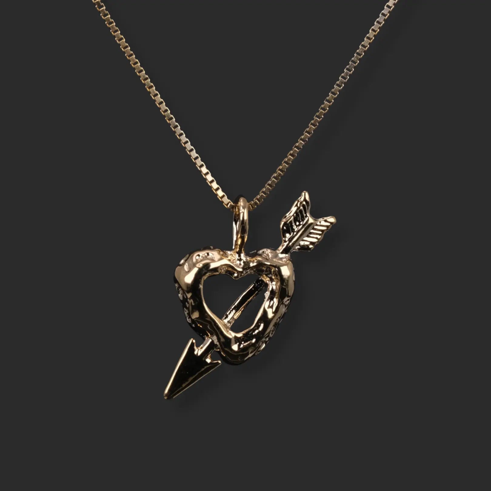 Amors Pil - Berlock & Halsband L8Hasselblad