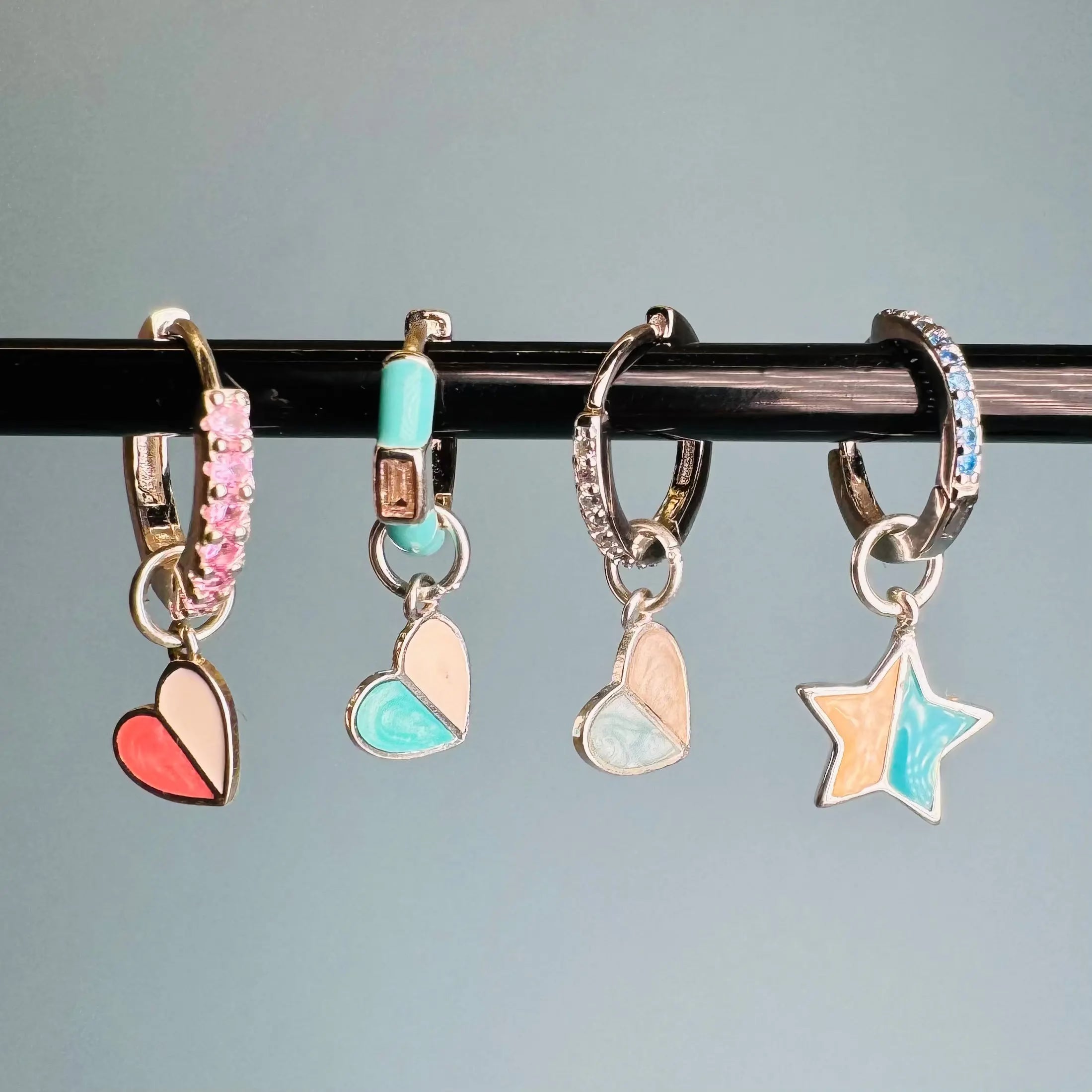 Örhängen - Tvåfärgade hjärtan och stjärnor L8Hasselblad