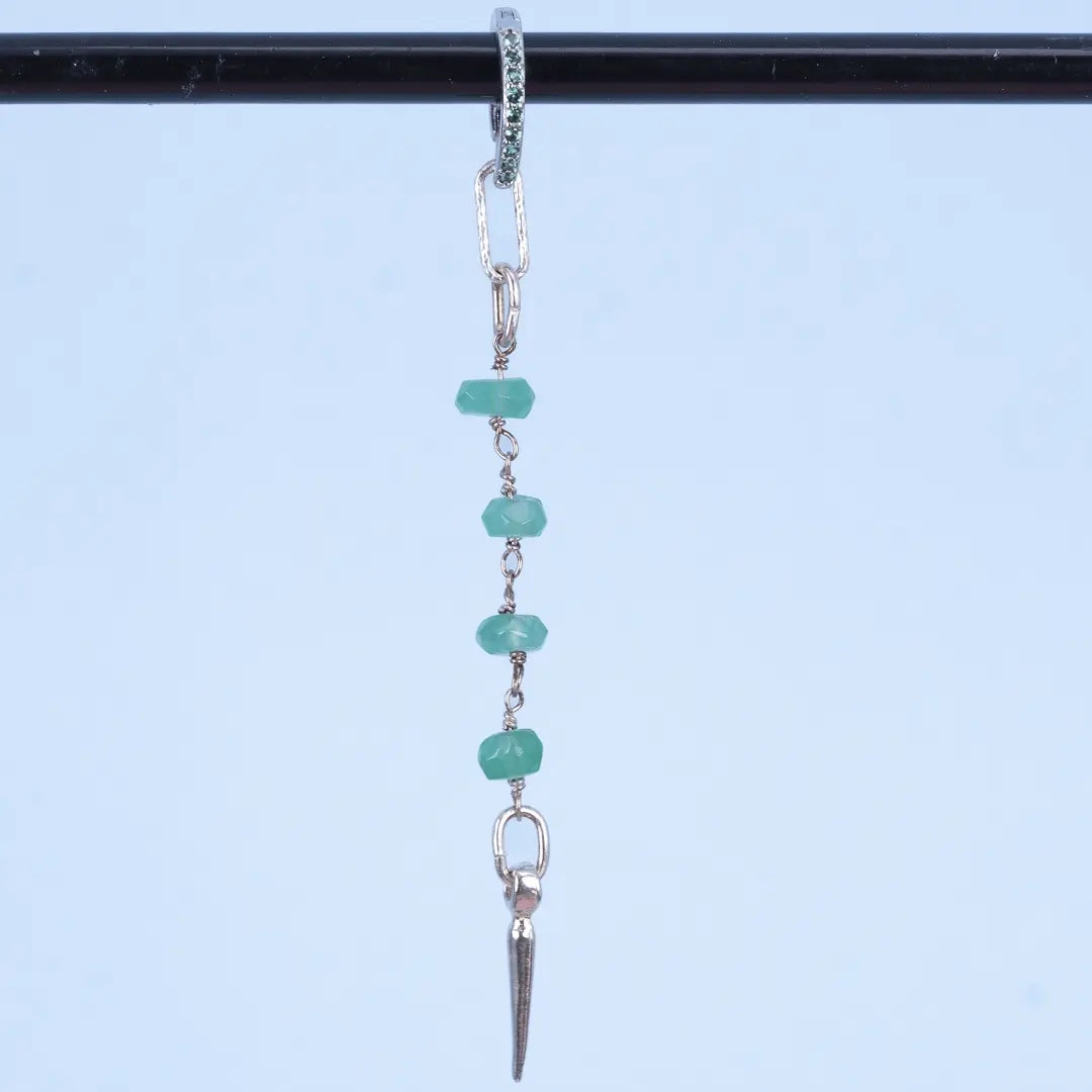 Beads & Spike Silver - stenörhängen - L8Hasselblad