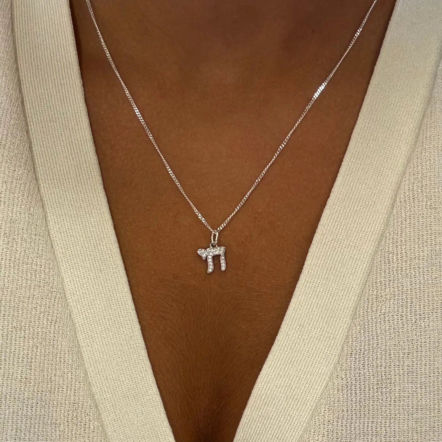 Berlock - Chai eller davidsstjärna med zirkoner - L8Hasselblad