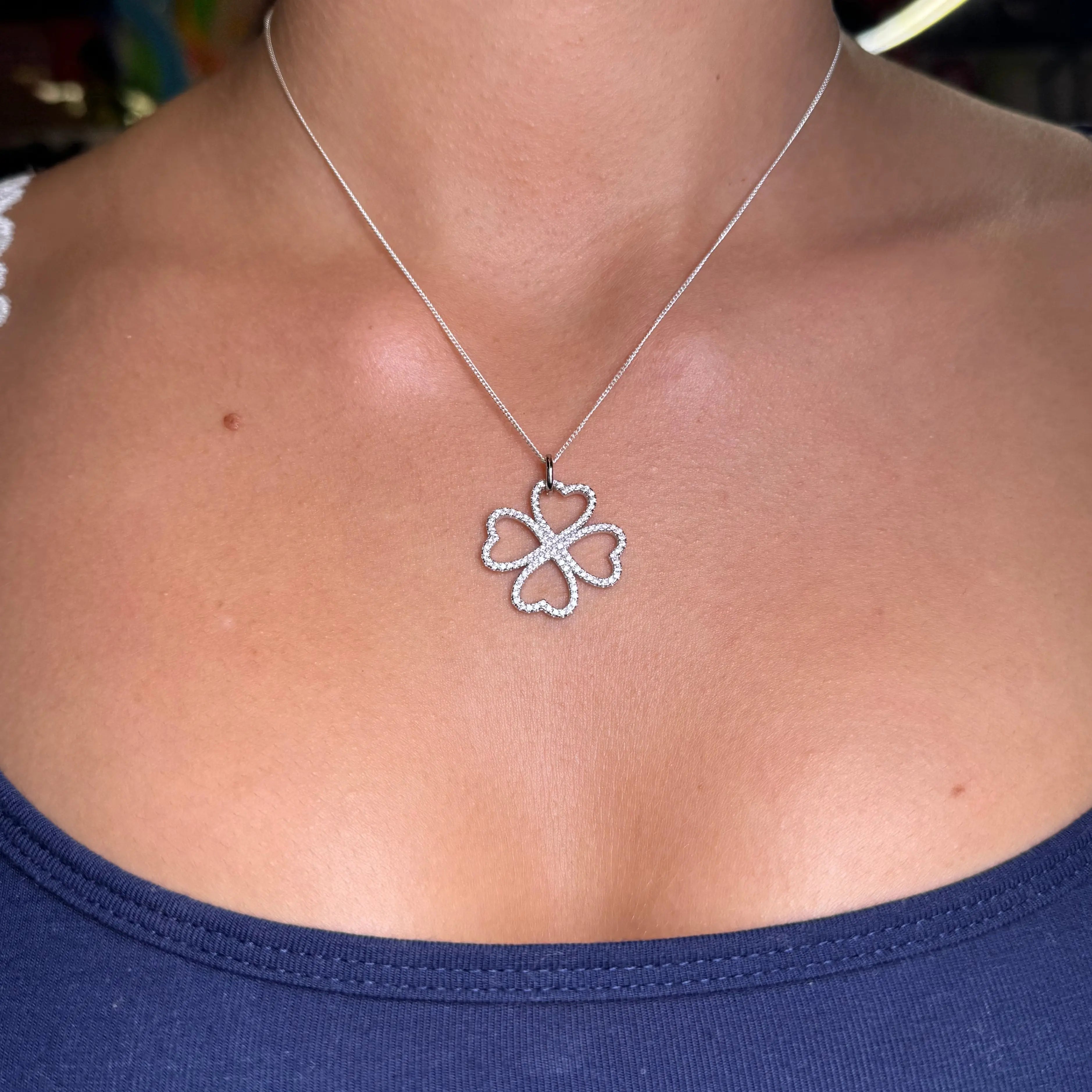 Berlock - Fyrklöver med zirkoner - L8Hasselblad