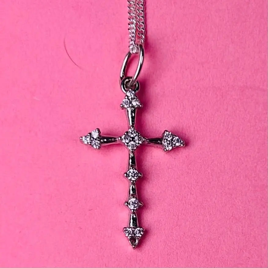 Berlock - Kors med zirkoner - L8Hasselblad