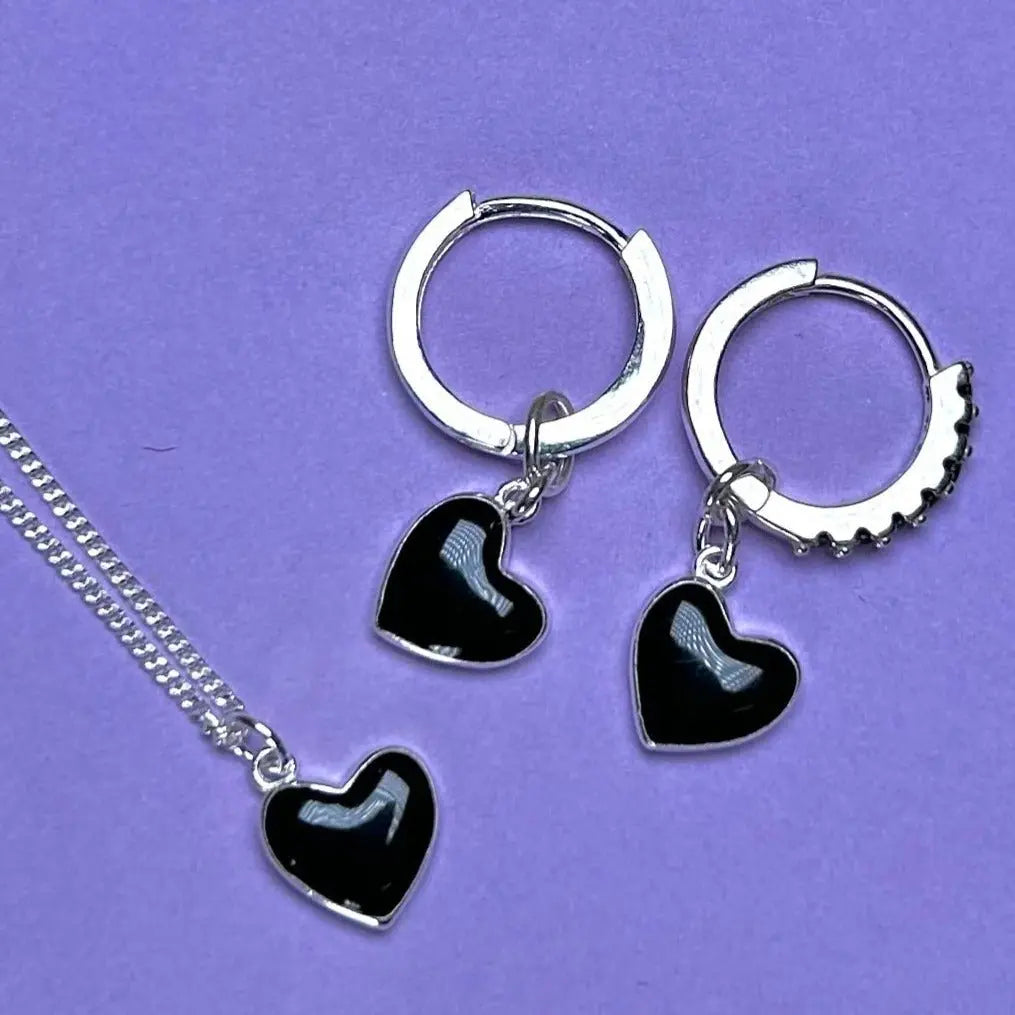 Berlock - Svart flaming heart - L8Hasselblad