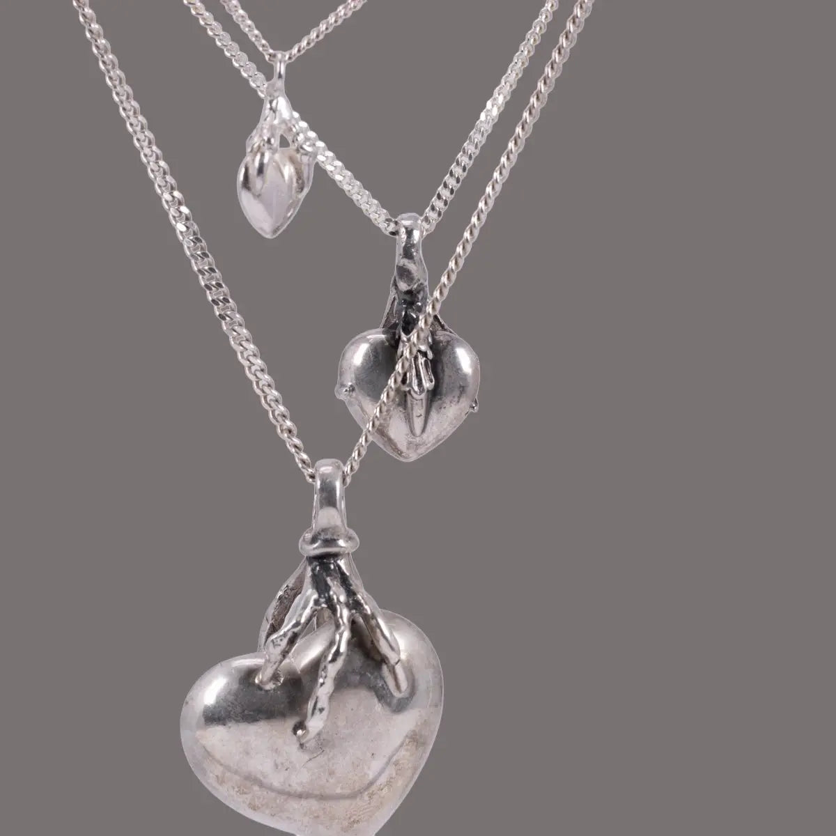 Halsband - Clutched Heart L8Hasselblad