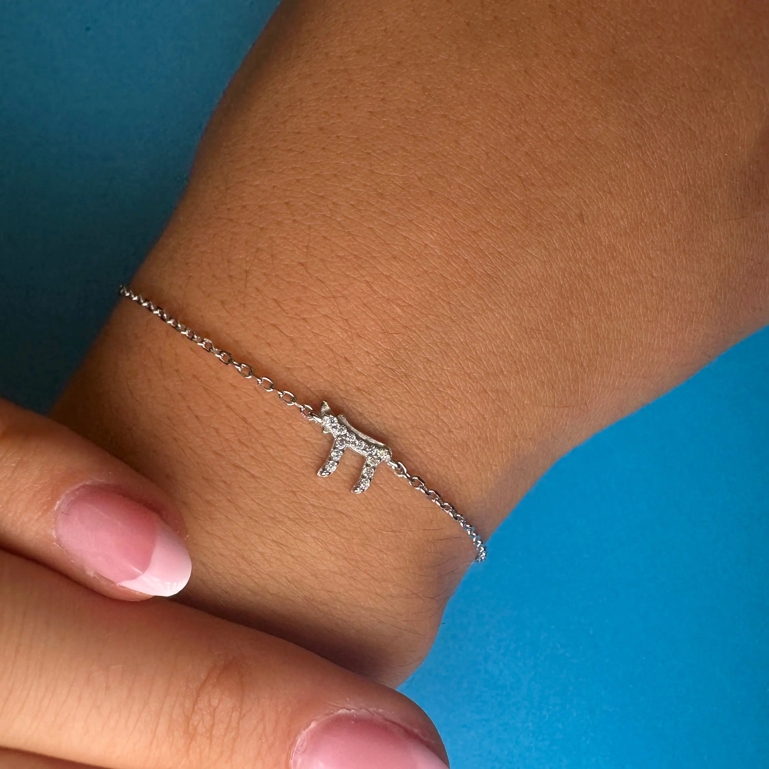 Chai med zirkoner armband - L8Hasselblad