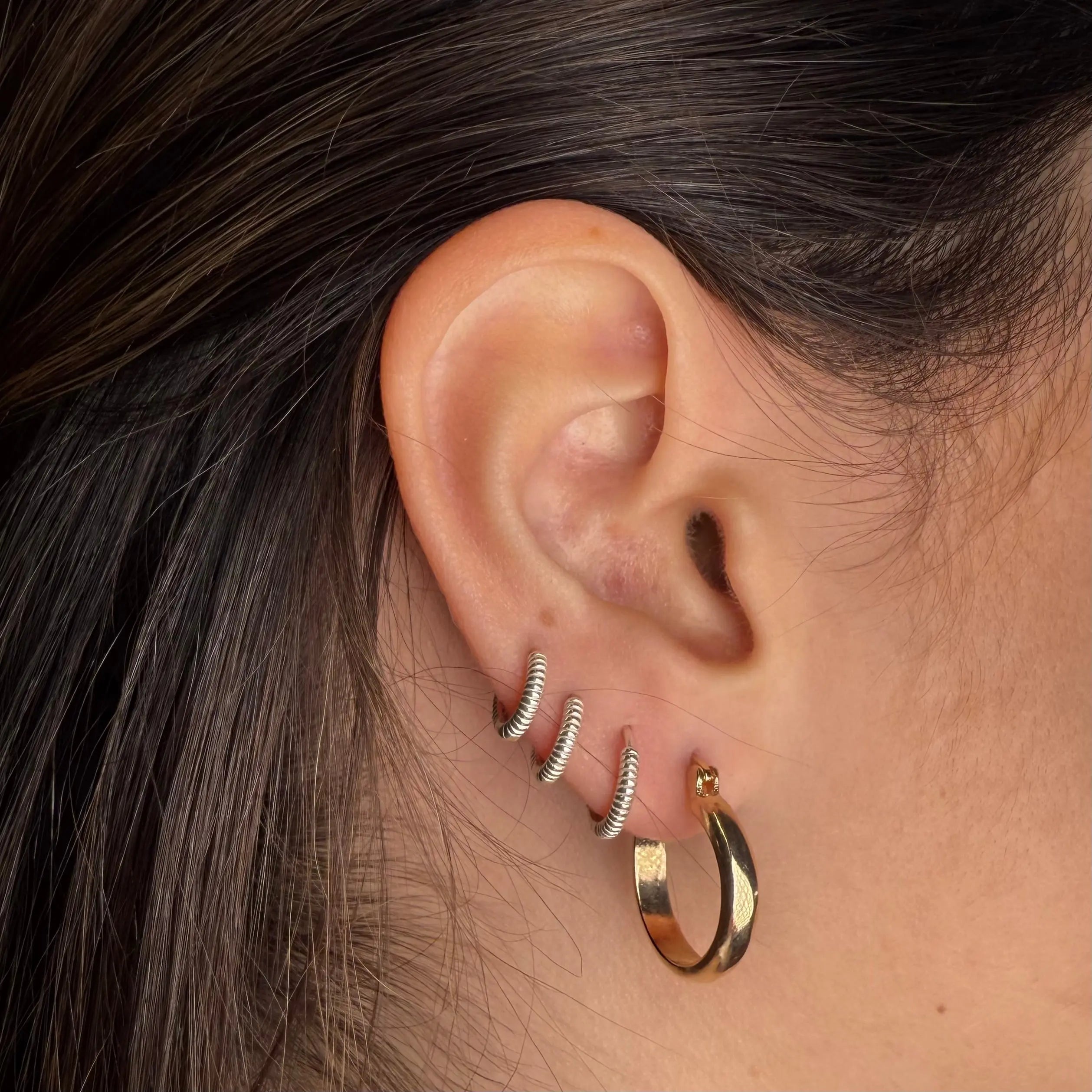 Chic hoops - L8Hasselblad