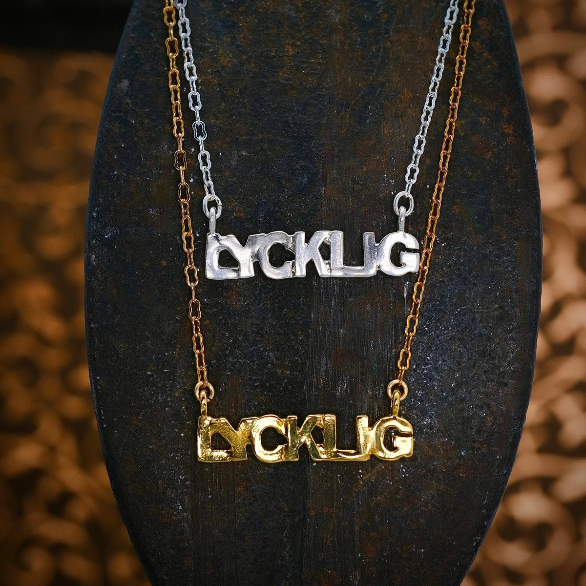 Lycklig - Halsband L8Hasselblad