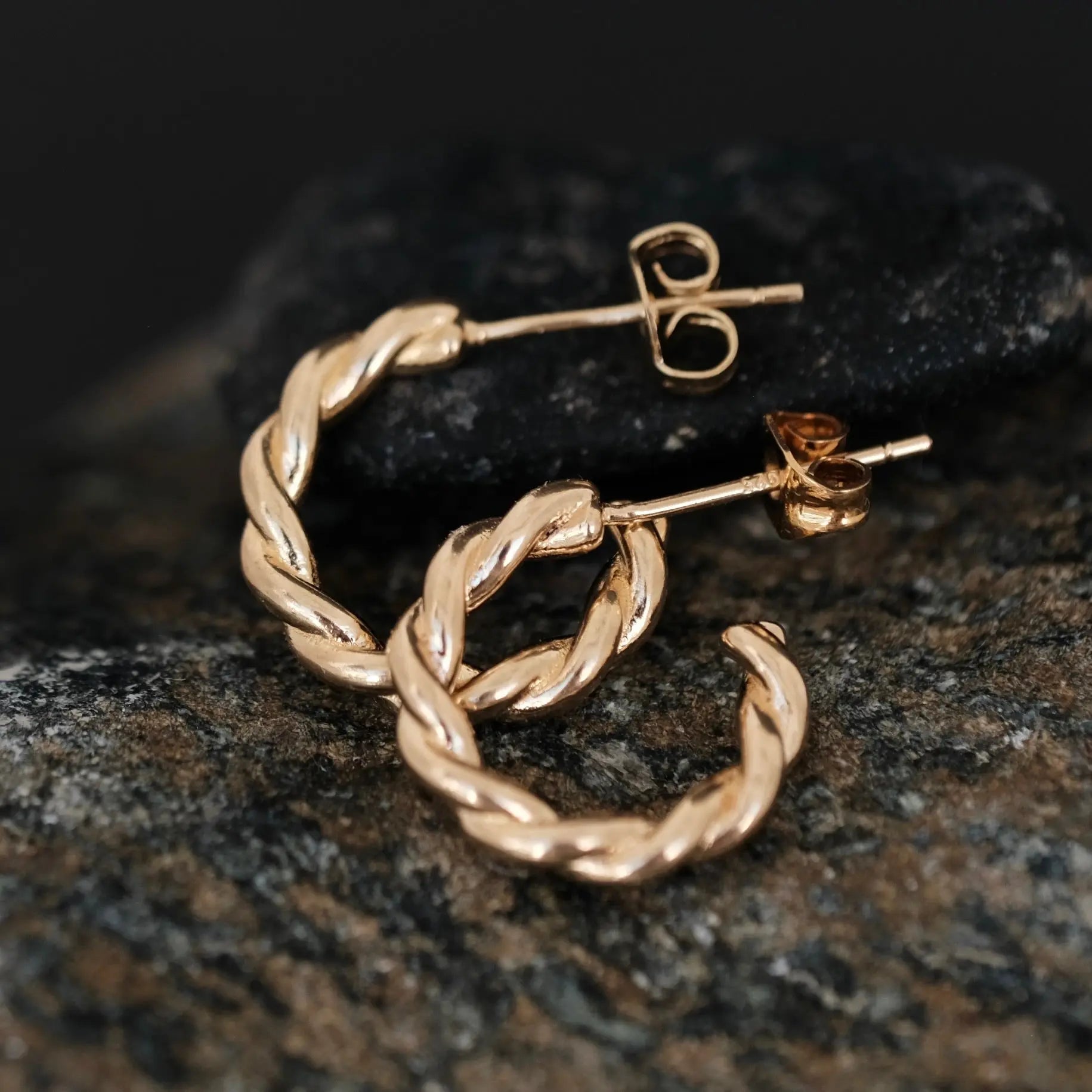 Twisted Hoops L8Hasselblad