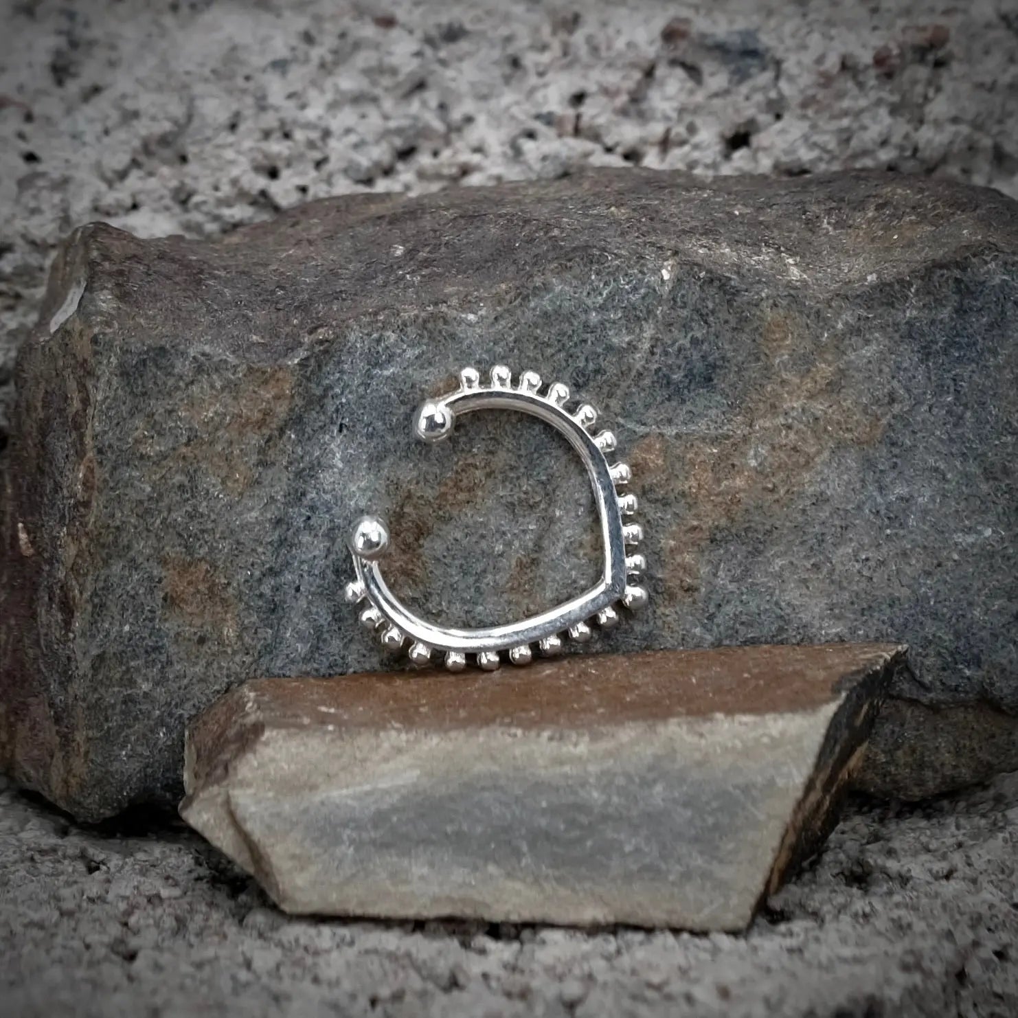 Beaded Drop - Earcuff L8Hasselblad