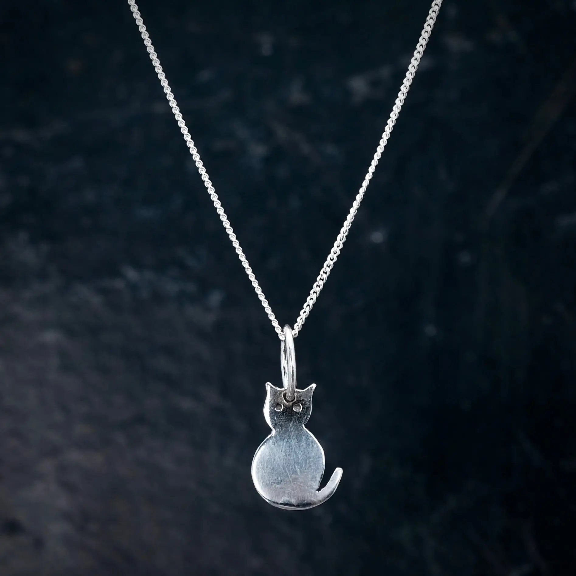 Kattsilhuett - Halsband L8Hasselblad
