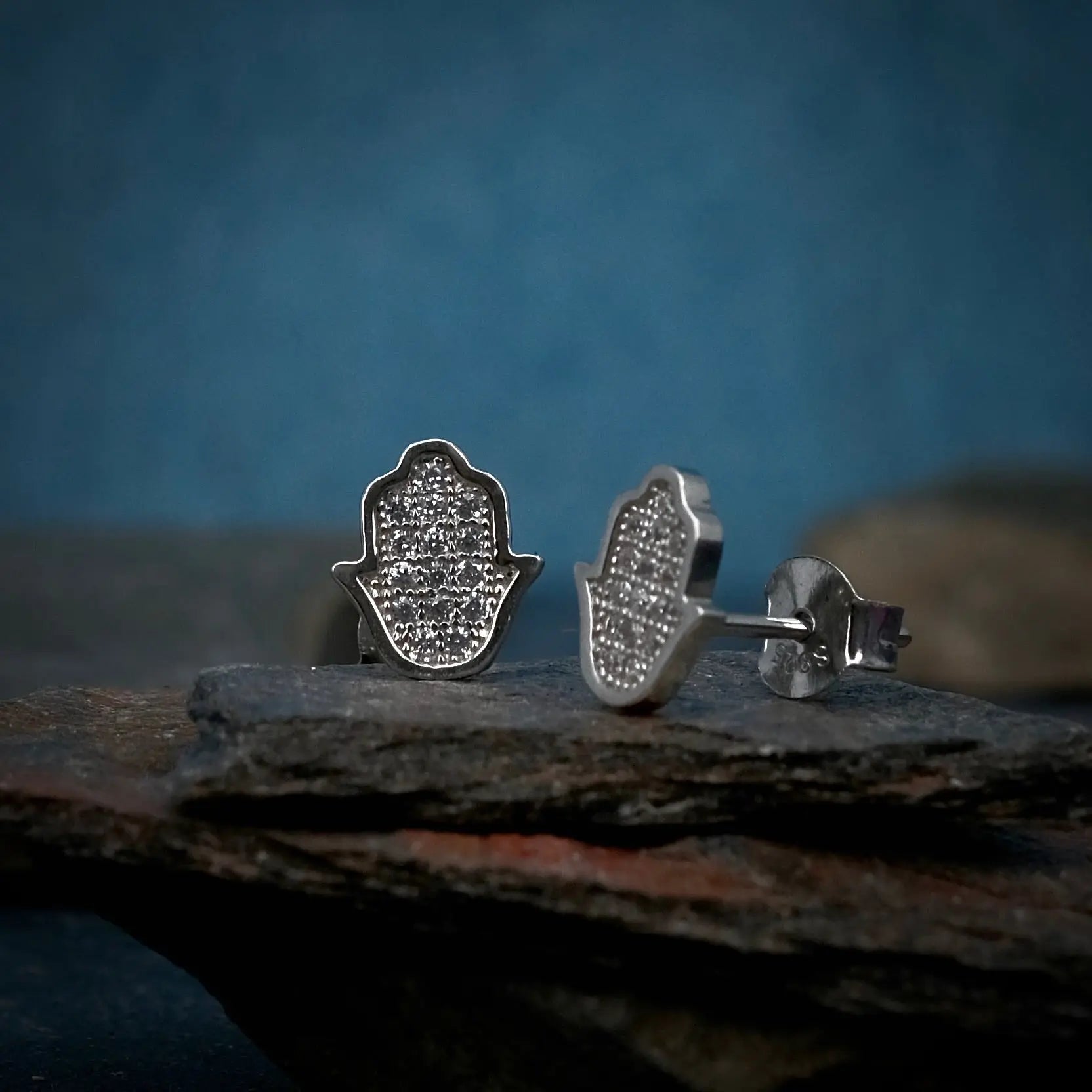 Hamsa Sparkle - Stiftörhänge L8Hasselblad