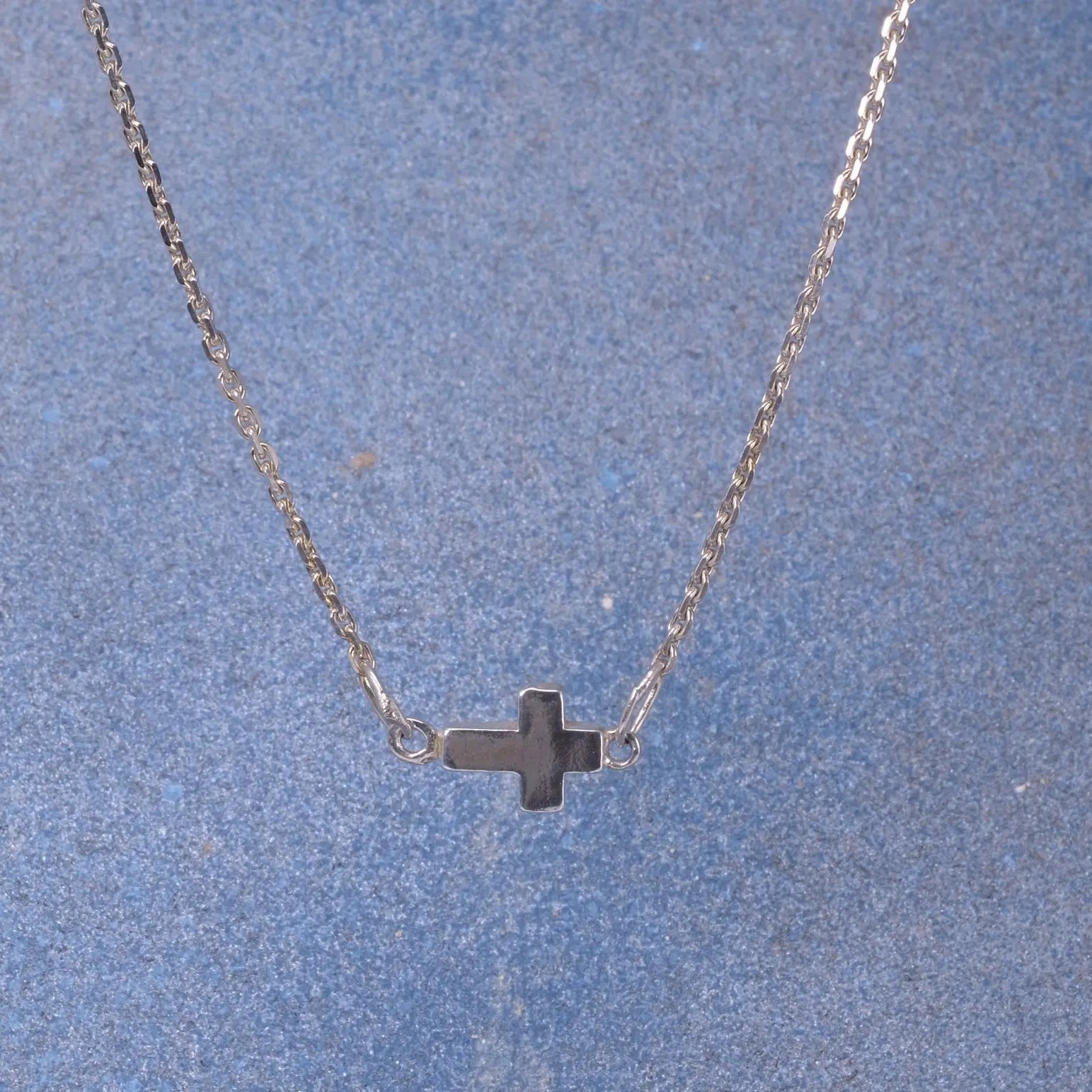 Tro - Halsband L8Hasselblad