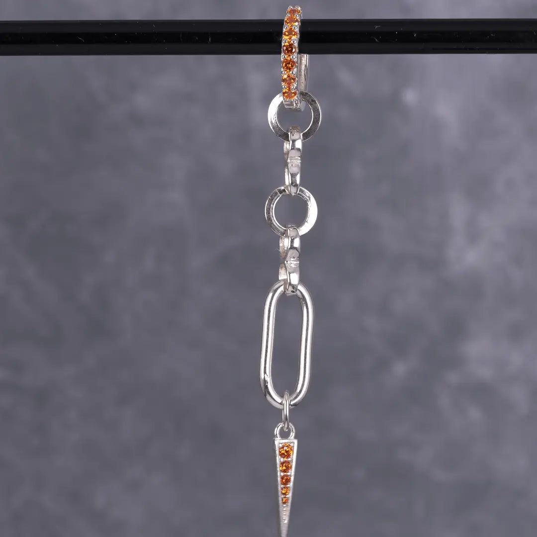 Ella - hängande örhänge med zirkontagg - silver - L8Hasselblad