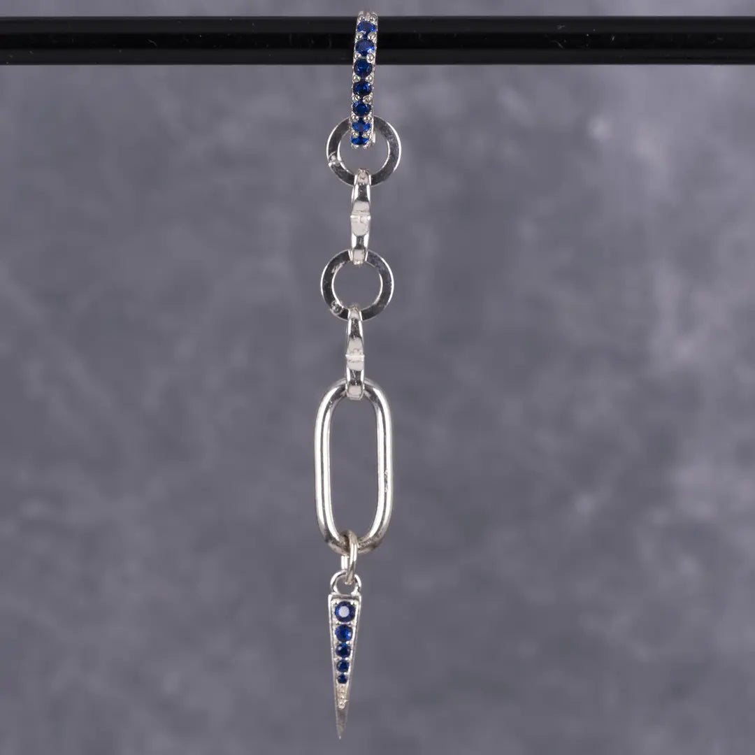 Ella - hängande örhänge med zirkontagg - silver - L8Hasselblad