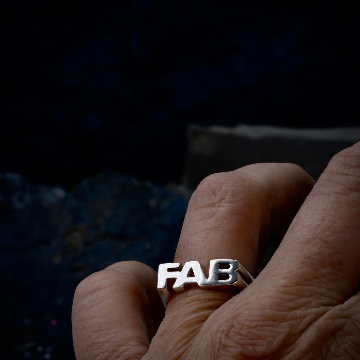 FAB - Ordring L8Hasselblad