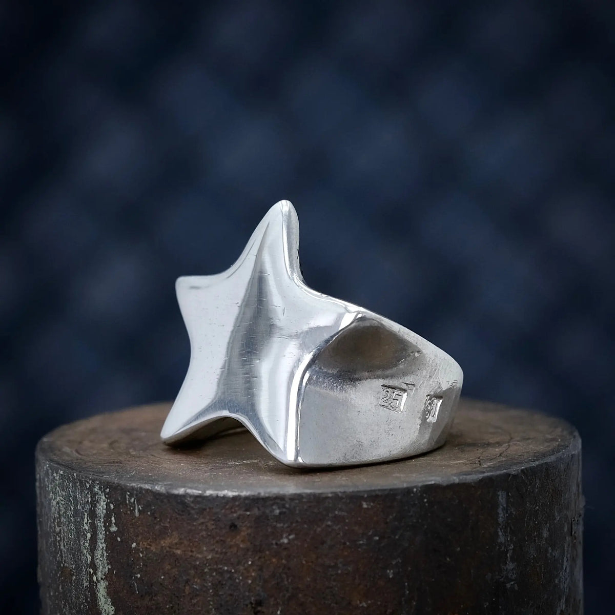 FKN STAR - Ring L8Hasselblad