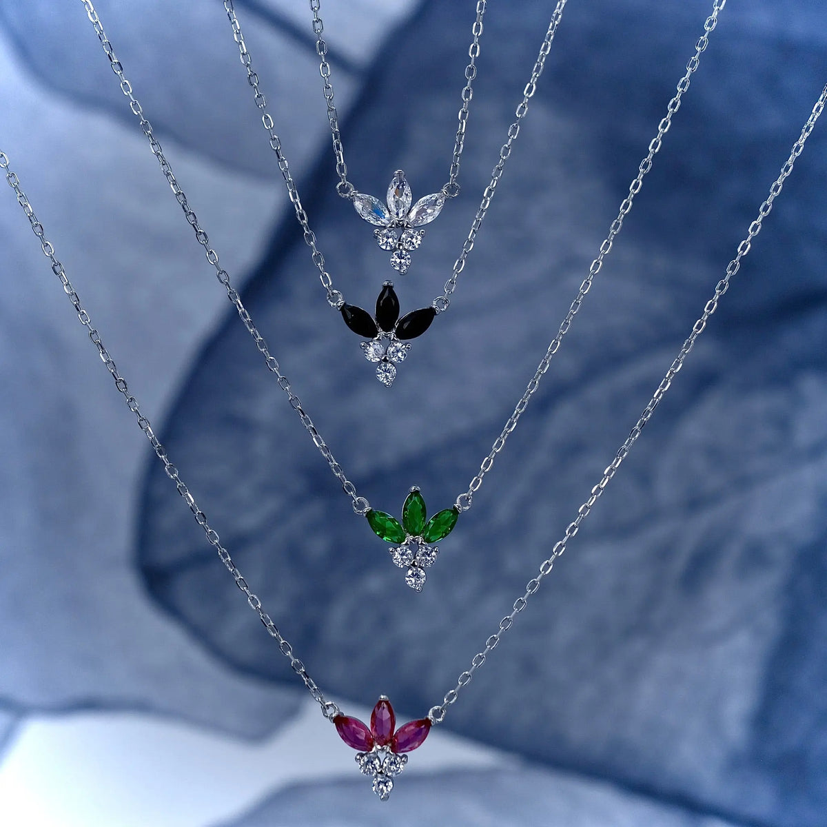 Glamour Blomma - Halsband L8Hasselblad