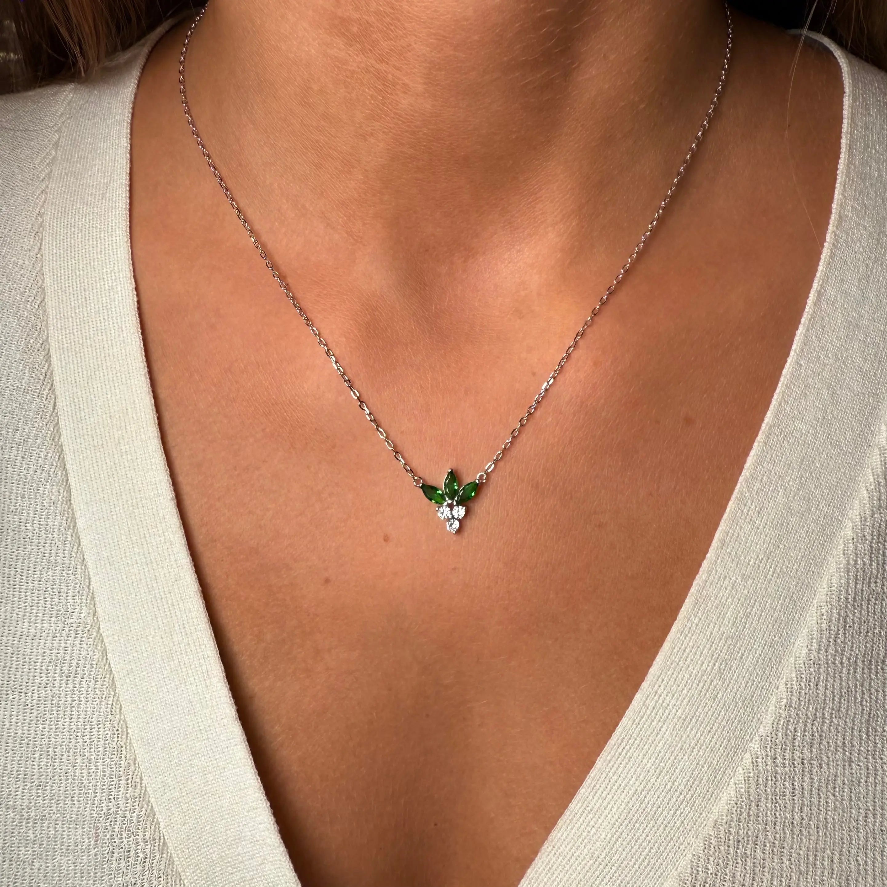 Halsband - Glamour Blomma - L8Hasselblad