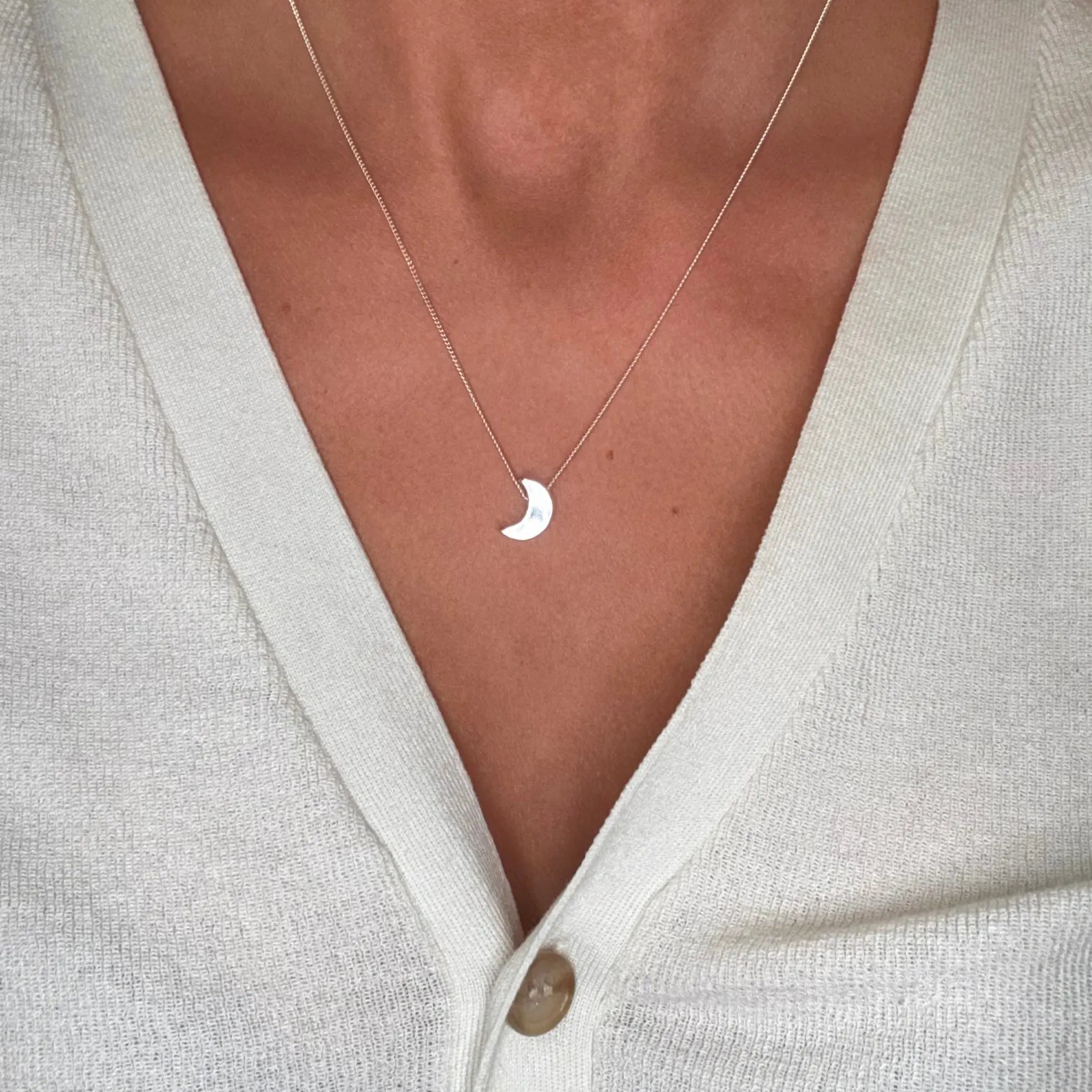 Halsband - Halvmåne - L8Hasselblad