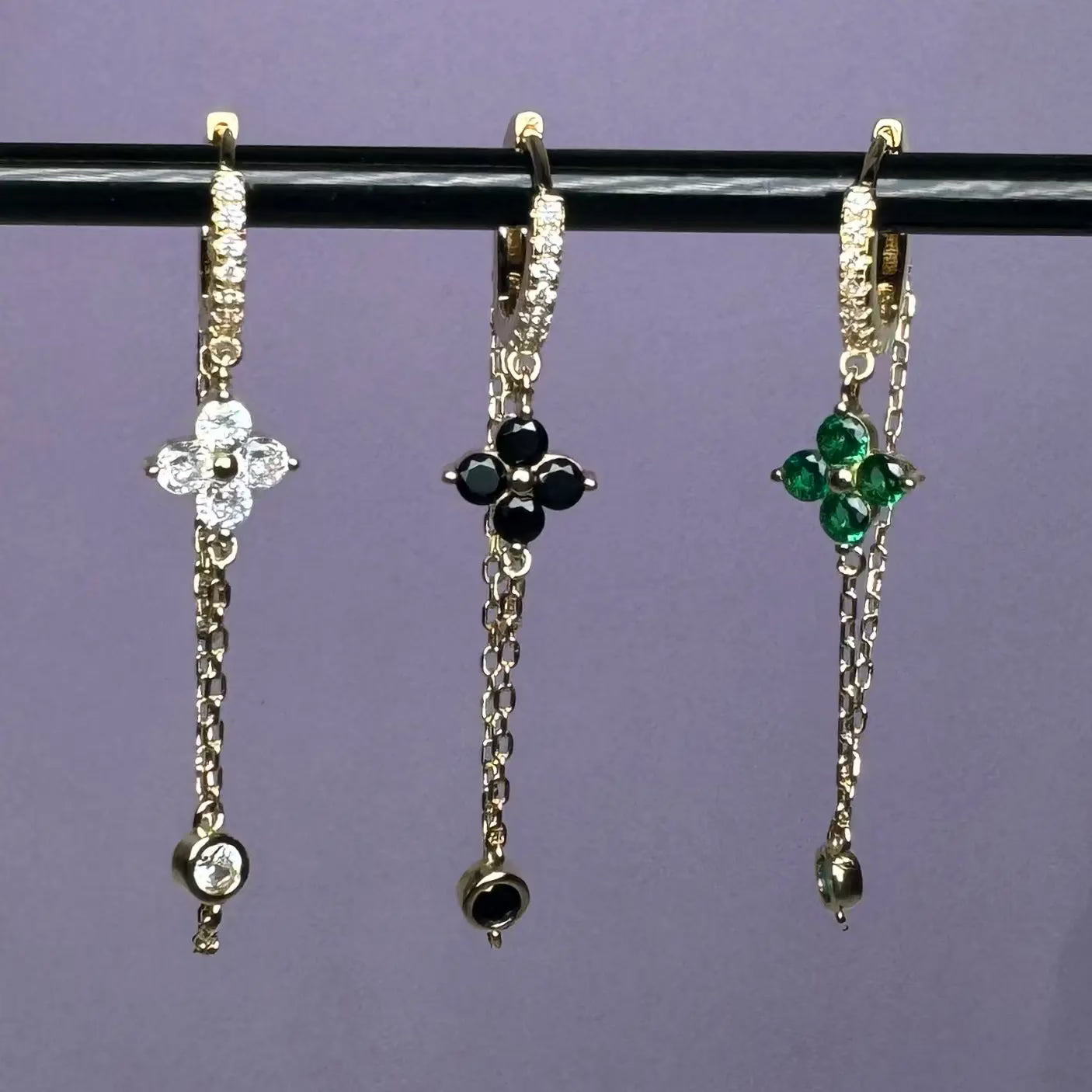 Örhänge - Guldig Glamour blomma L8Hasselblad