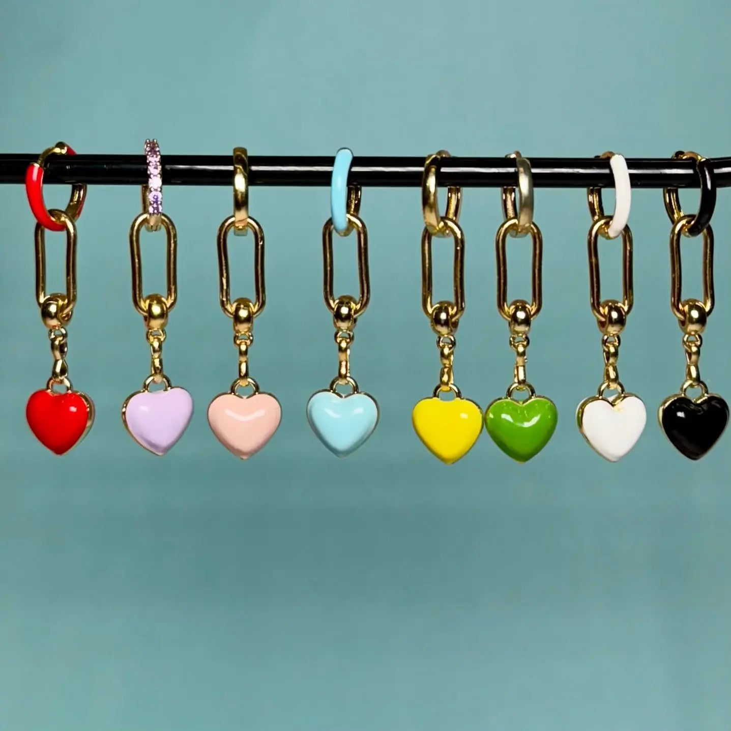 Örhänge - Längre Rainbow heart L8Hasselblad