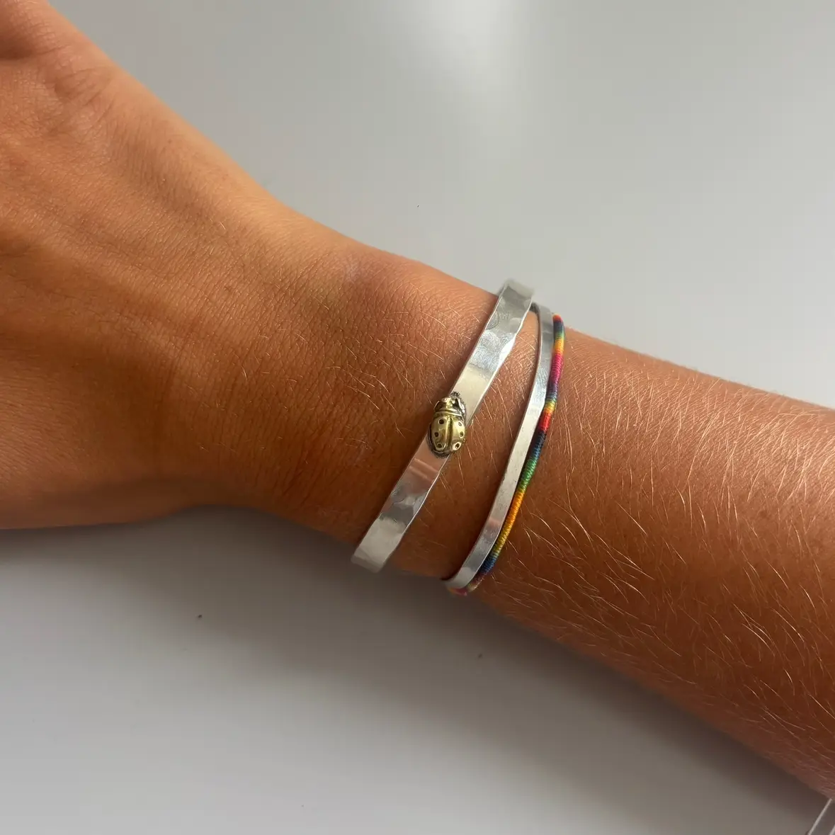 Nyckelpiga armband L8Hasselblad