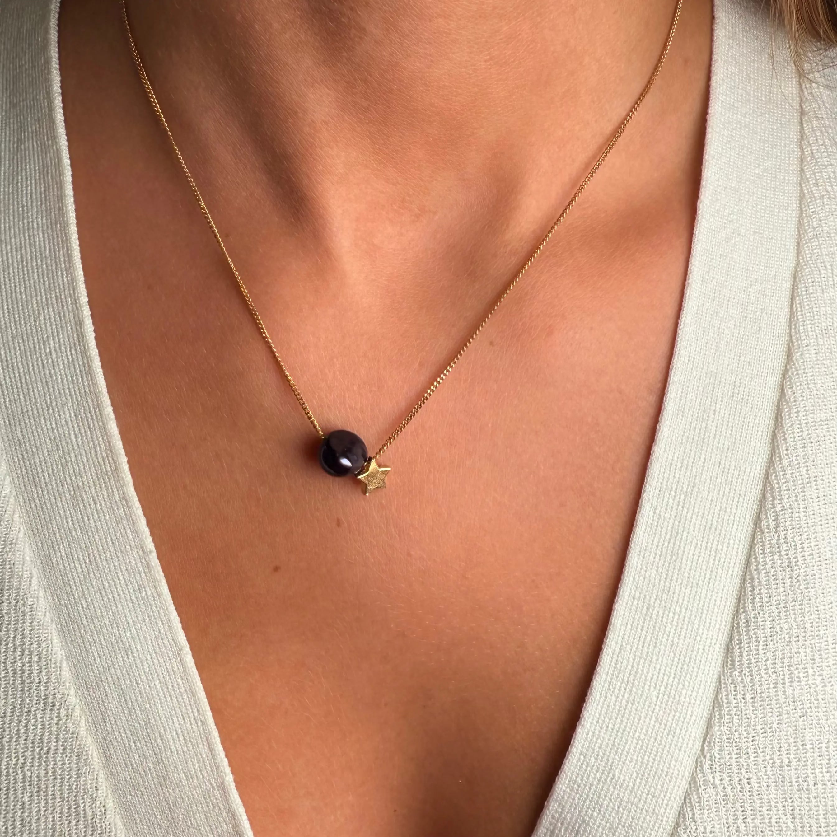 Halsband - Smilla L8Hasselblad