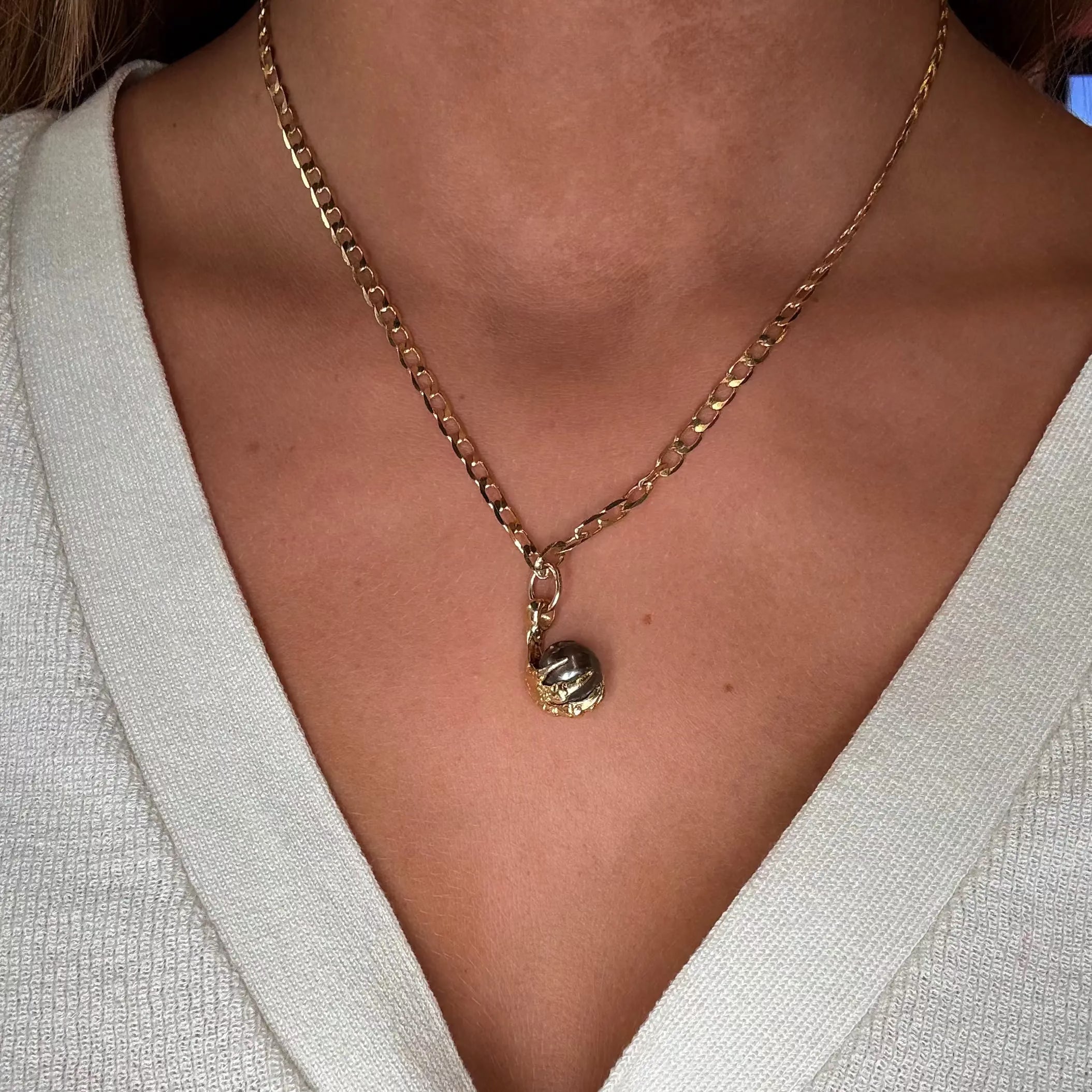 Halsband - Klo på Kedja L8Hasselblad