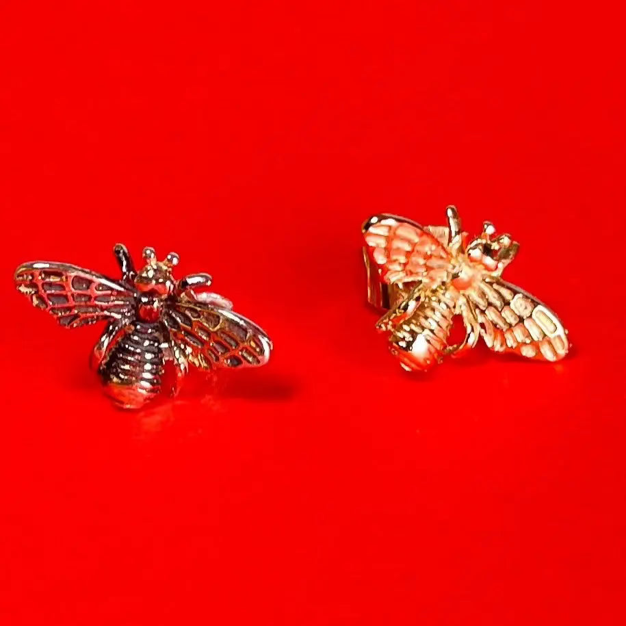 Stiftörhänge - Bee brave L8Hasselblad