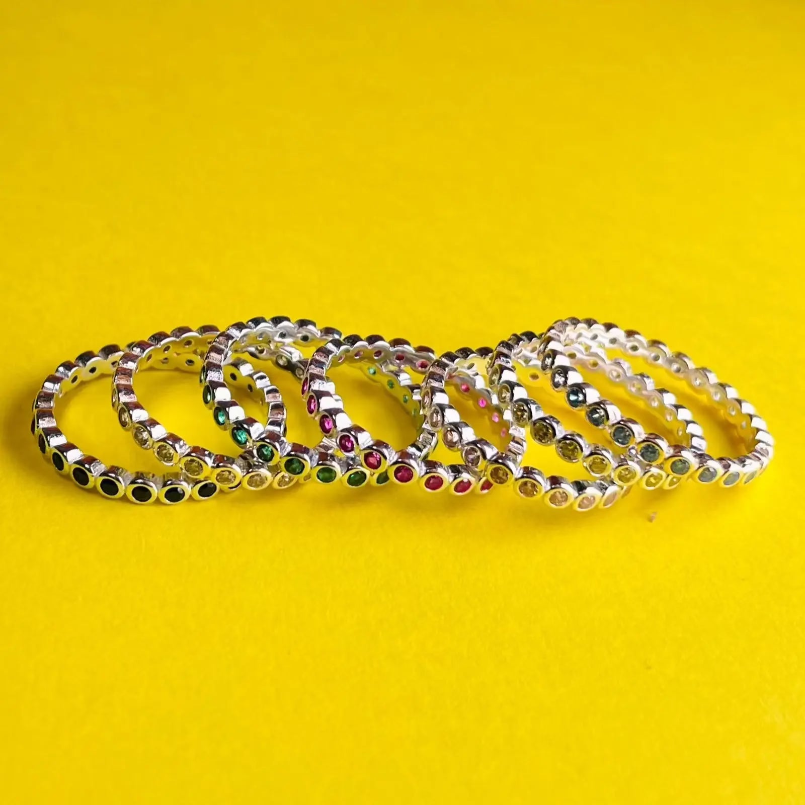 Färgglada alliansringar i silver L8Hasselblad