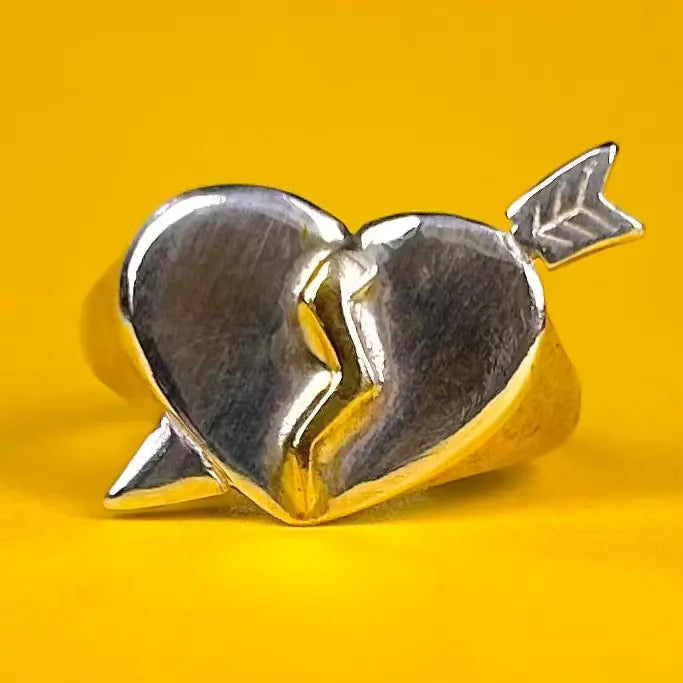 Hjärtklackring med mässingsspricka L8Hasselblad