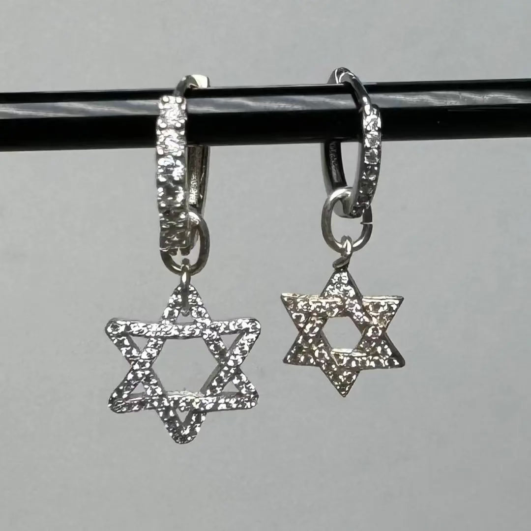 Örhänge -Glittriga davidsstjärnor L8Hasselblad