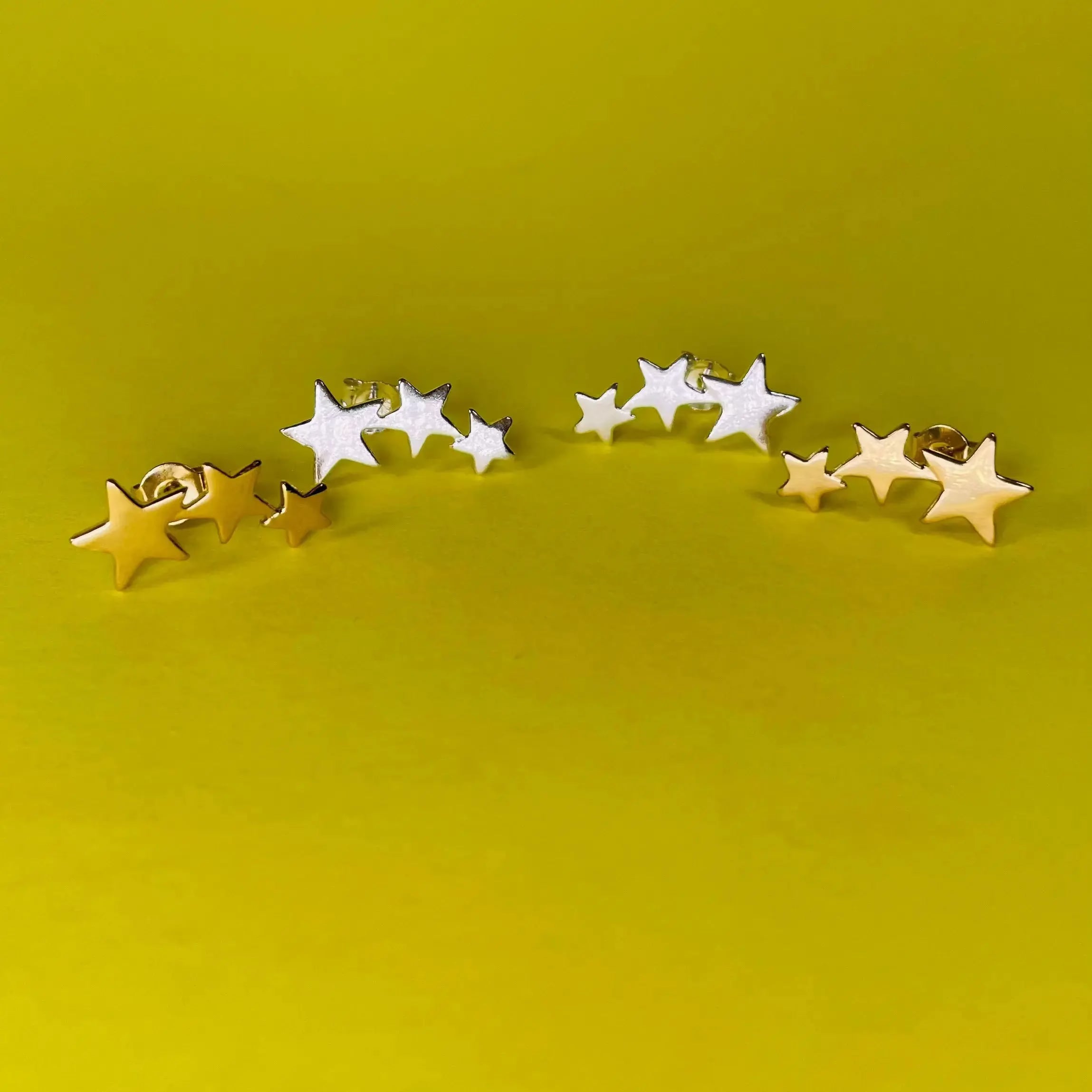 BYT 1a BILDEN Stiftörhänge - 13/11🎀 Stiftörhängen i fjärilar, mustascher och stjärnor för 50% L8Hasselblad