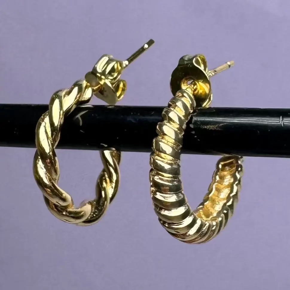 Twisted hoops L8Hasselblad