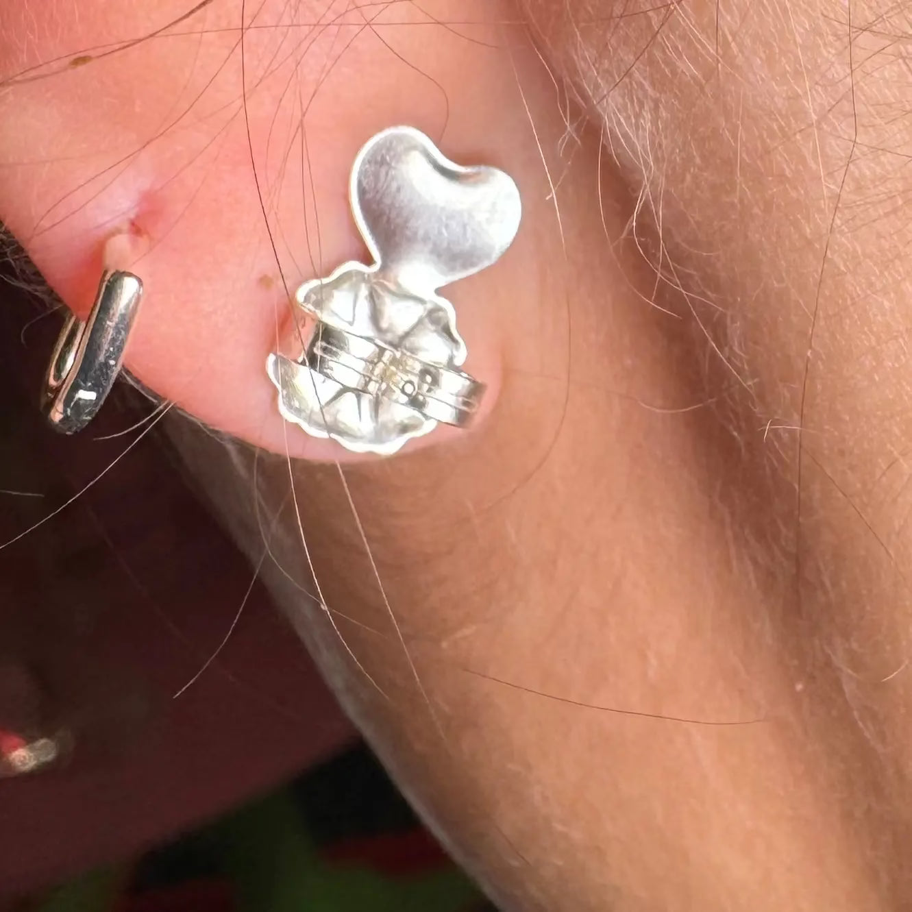 Örhängen - Stöd Pluppar L8Hasselblad