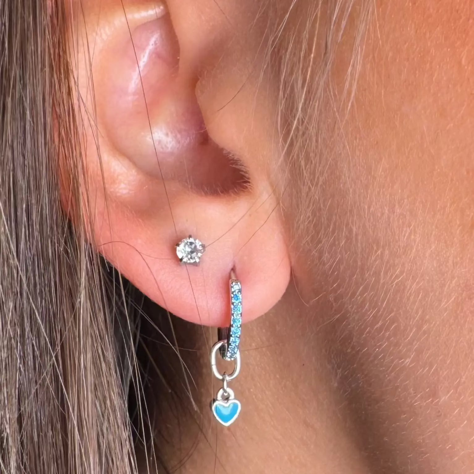 Örhänge - mini hjärtan L8Hasselblad