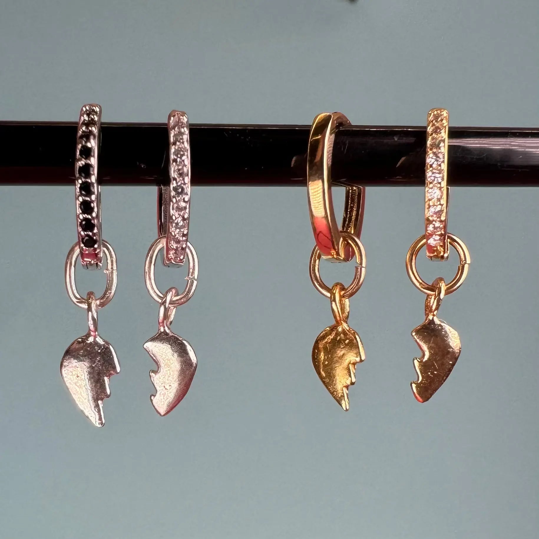 Örhängen - Små Kompishjärthalvor L8Hasselblad