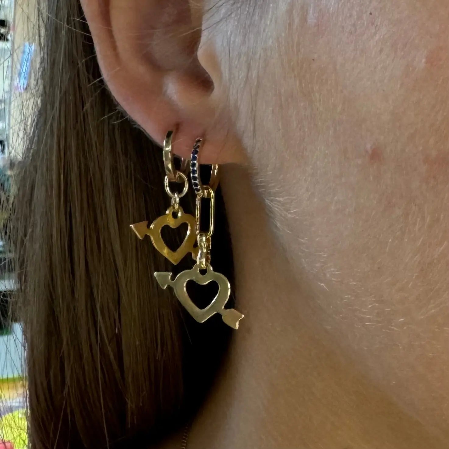 Örhängen - Ihåligt hjärta med pil - L8Hasselblad