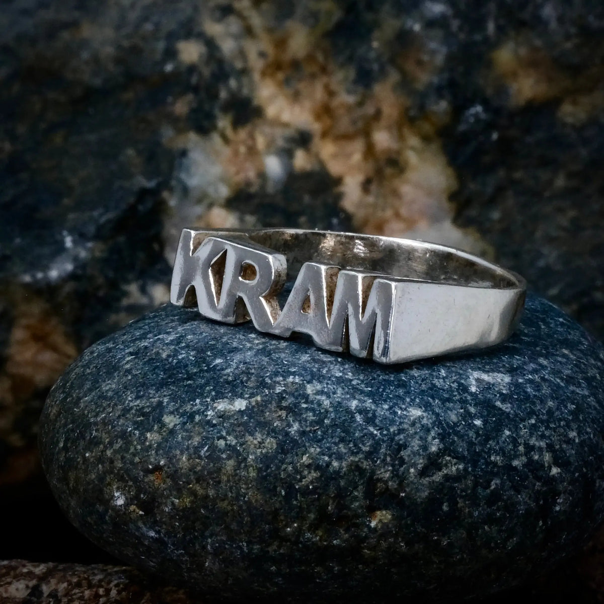 KRAM - Ordring L8Hasselblad