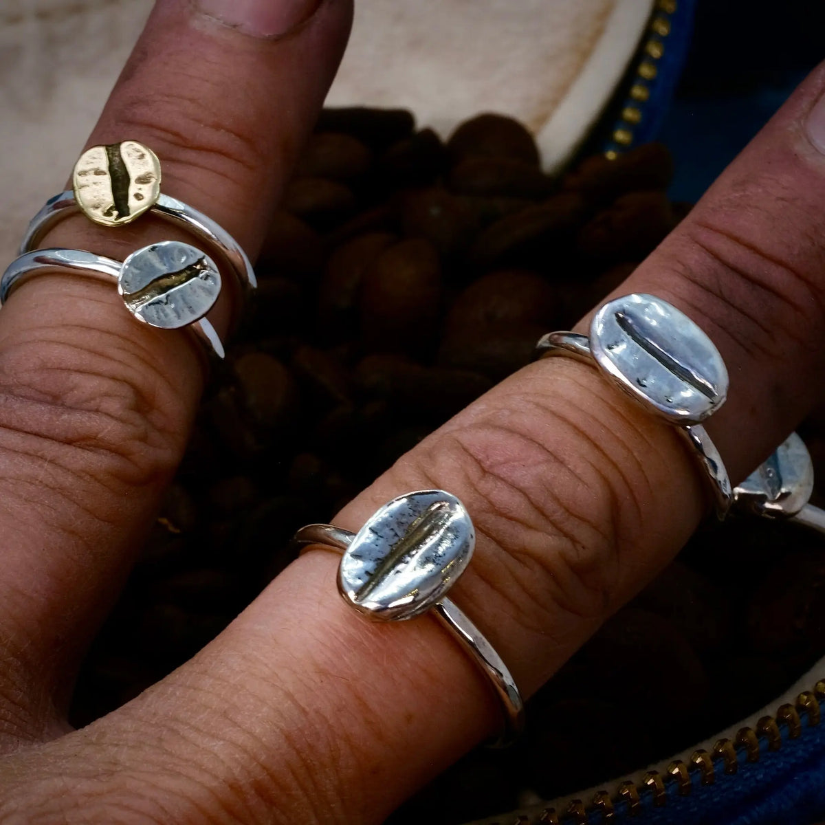 Kaffebönan - 2mm Ring L8Hasselblad