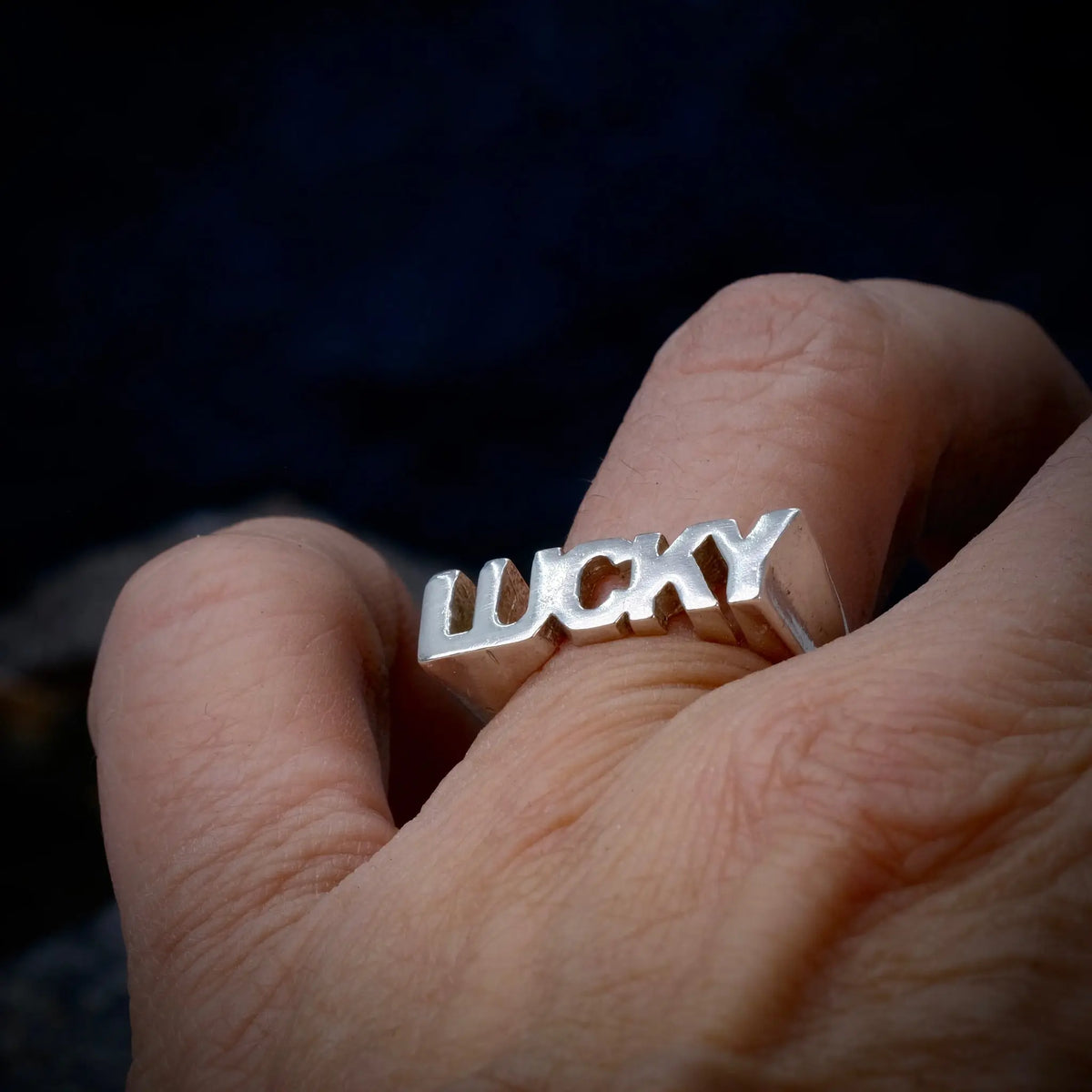LUCKY - Ordring L8Hasselblad