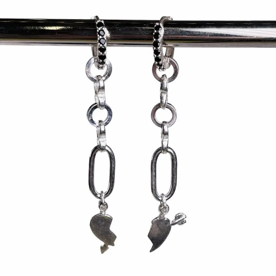 Långt Örhänge - Kompishjärthalvor - L8Hasselblad