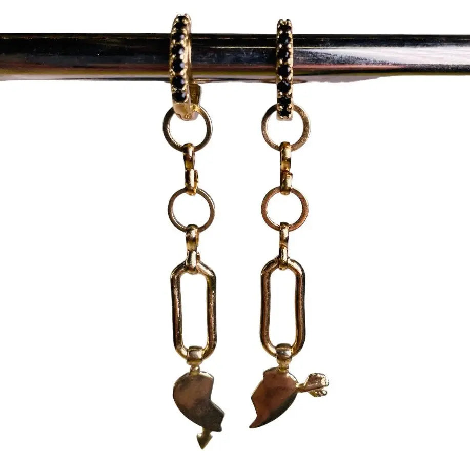 Långt Örhänge - Kompishjärthalvor - L8Hasselblad